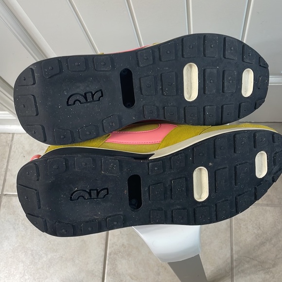 (WMNS) Nike Air Max Pre-Day LX 'Dark Citron Pink Gaze' size 12 mens 10.5 - Picture 8 of 9